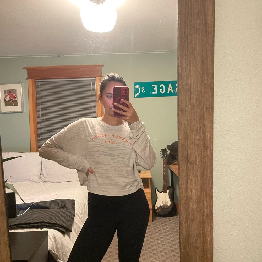 Lululemon orangetheory top